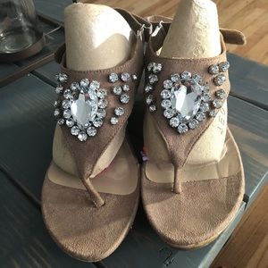 COCONUTS SIZE 10 wedge heel beaded sandals